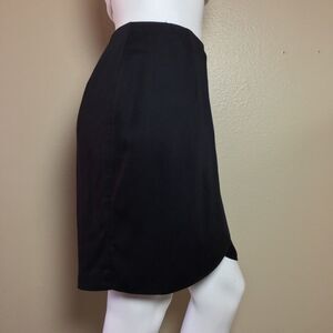 Paradox Vintage Wrap Skirt. Black. Size 6